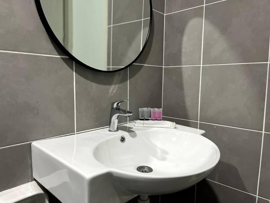 Luxe Blok A1 3br Savanna @ Southville Bangi Apartment